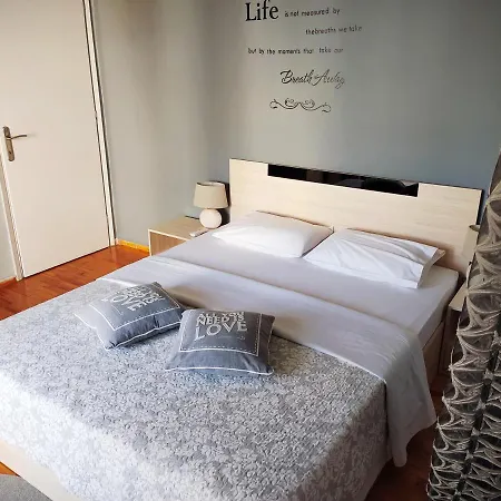 Apartament George'S Old House Saloniki Zewnętrze zdjęcie